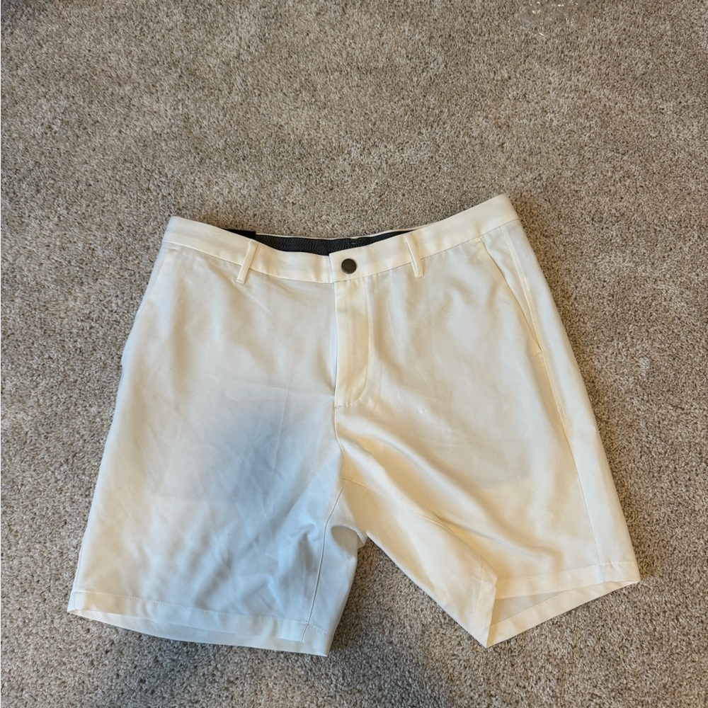 Bonobos White Flat-Front Men's Shorts